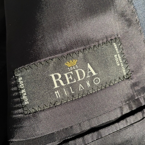 G Manzoni Navy Light Weight Wool Blazer - Picture 10 of 12